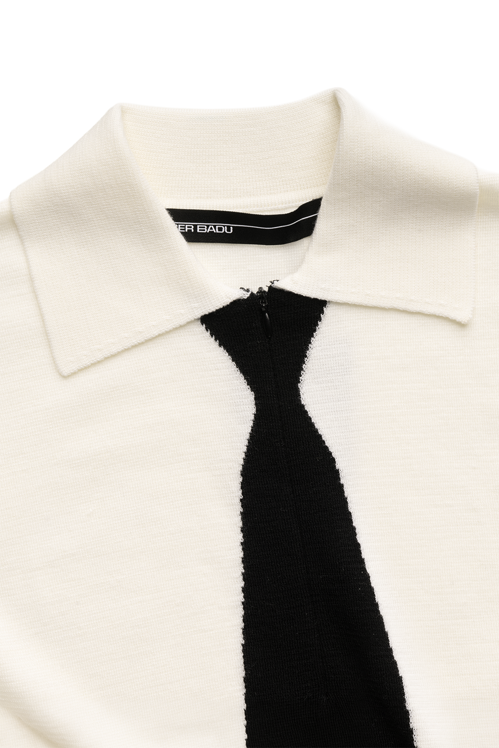 KNITTED TIE SHIRT IN WHITE
