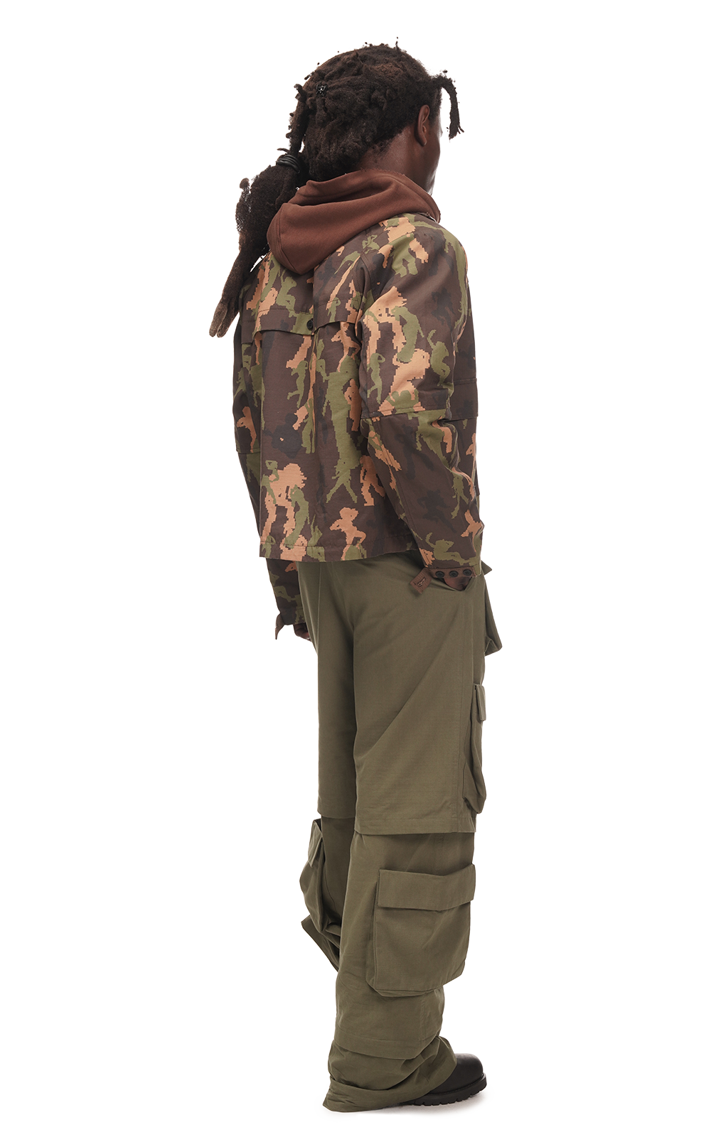 DANCING CAMO CARGO JACKET IN BROWN