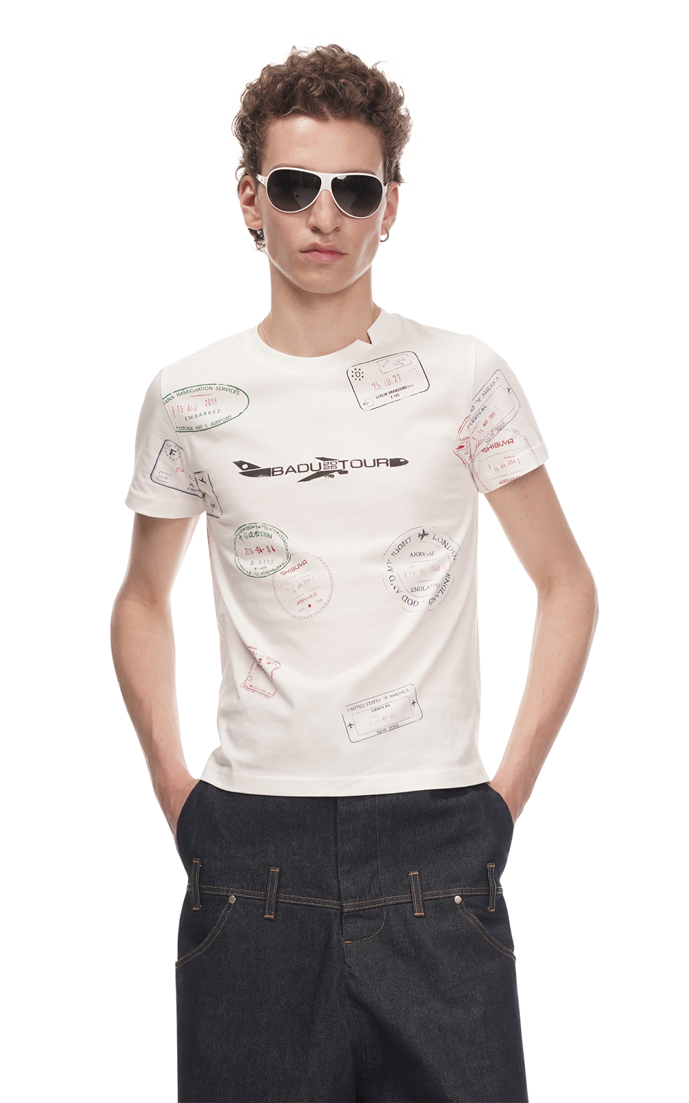 FITTED TRAVEL T-SHIRT IN WHITE