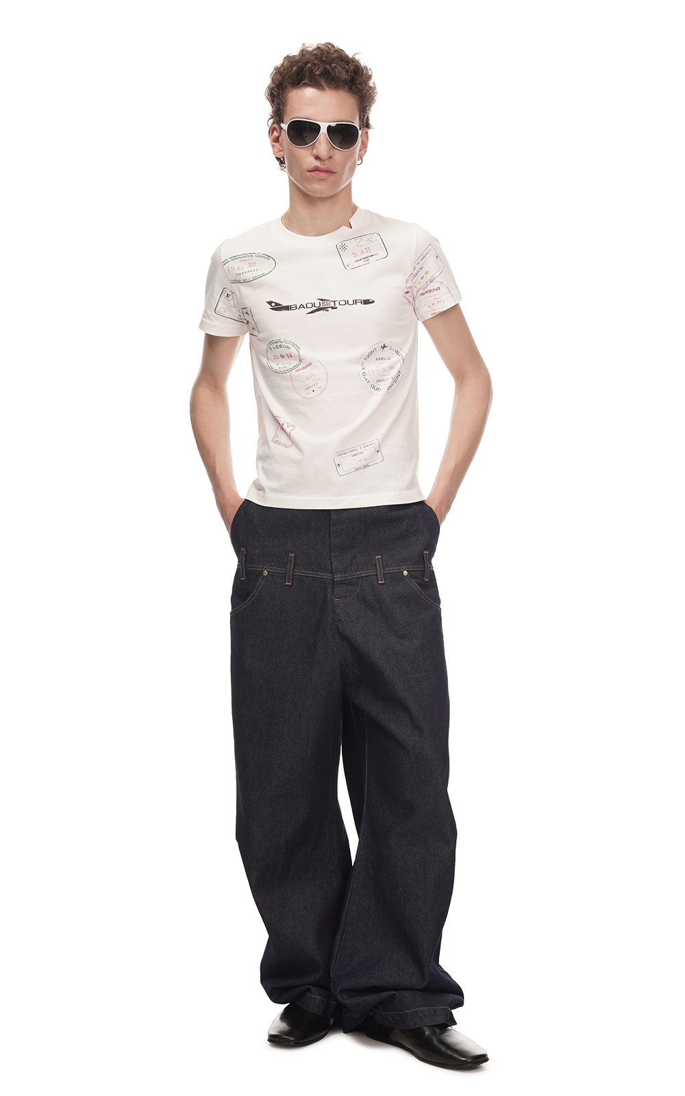 FITTED TRAVEL T-SHIRT IN WHITE