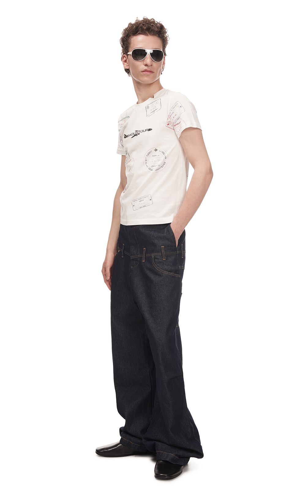 FITTED TRAVEL T-SHIRT IN WHITE