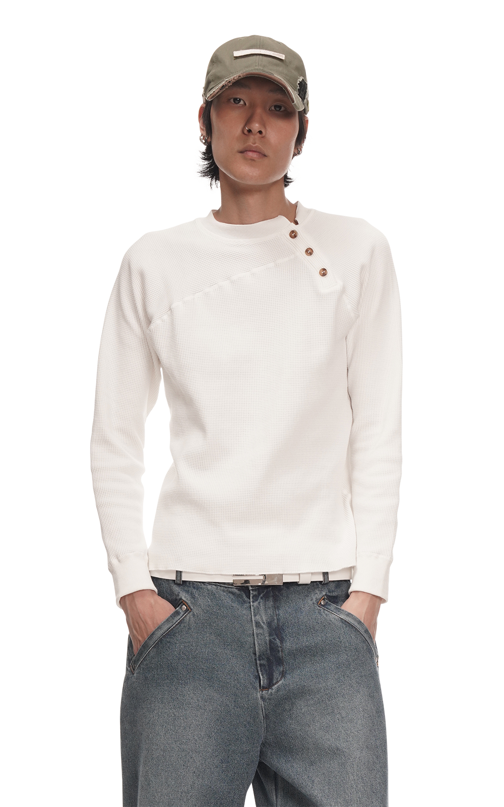 TWISTED HENLEY IN WHITE