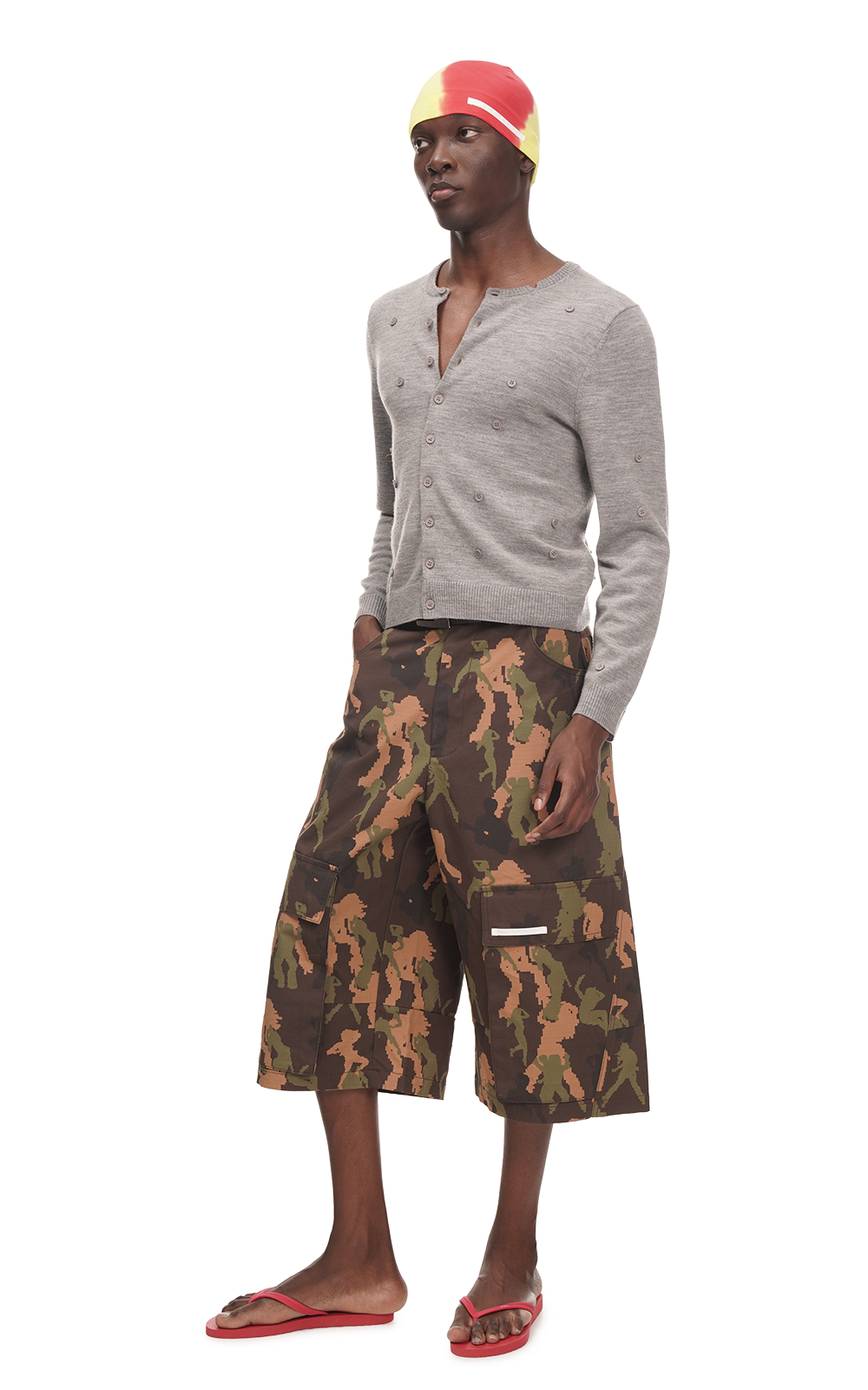 DANCING CAMO CARGO SHORTS IN BROWN