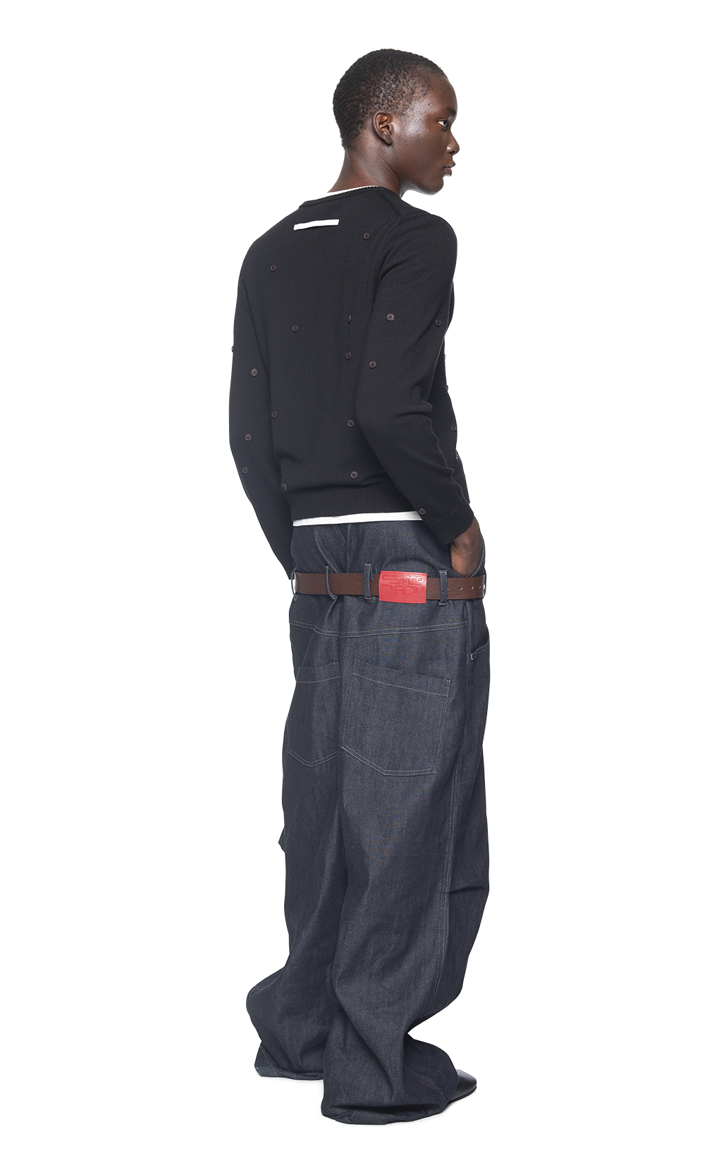 BLACK BUTTON CARDIGAN