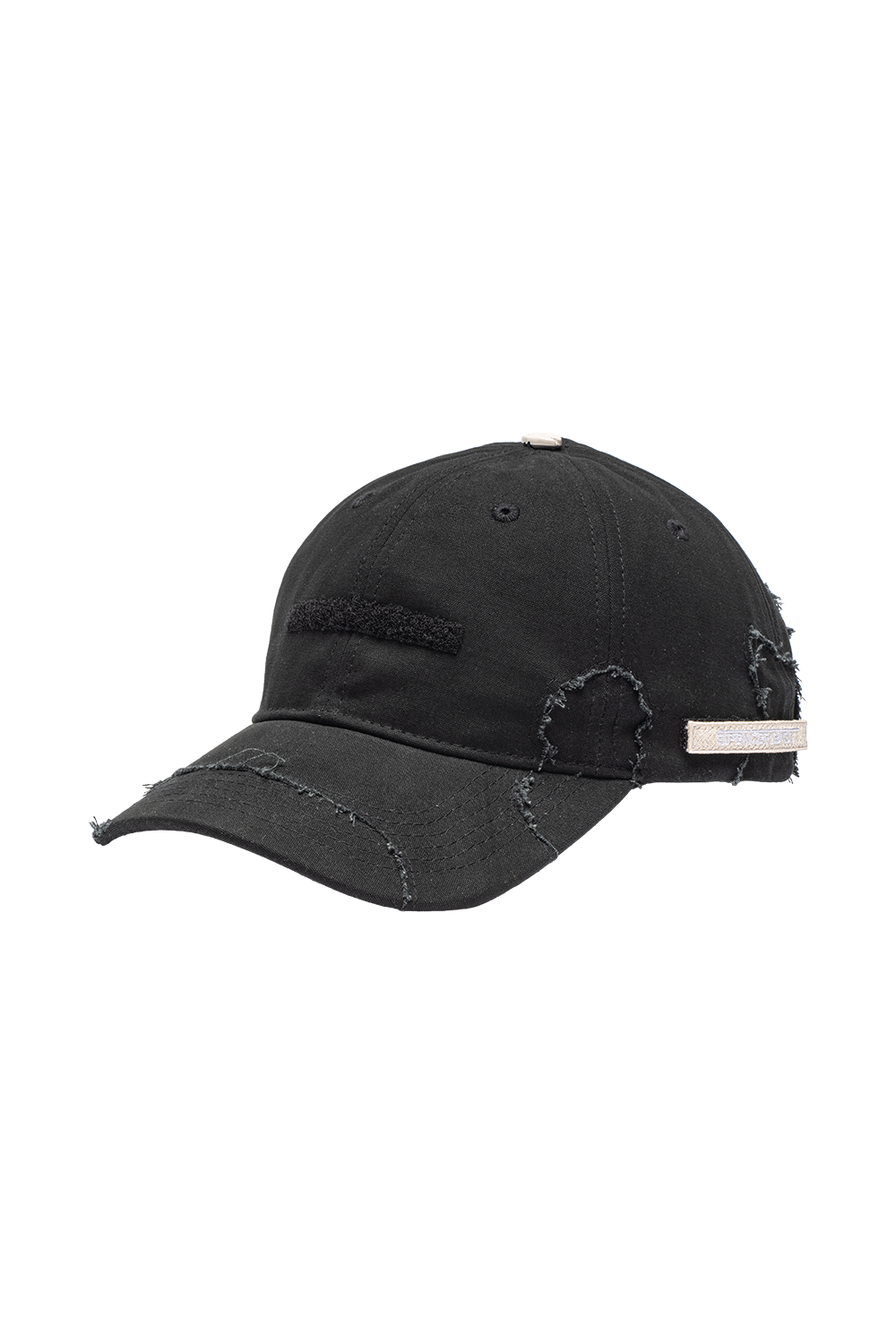 DISTRESSED CAP IN BLACK CAMO